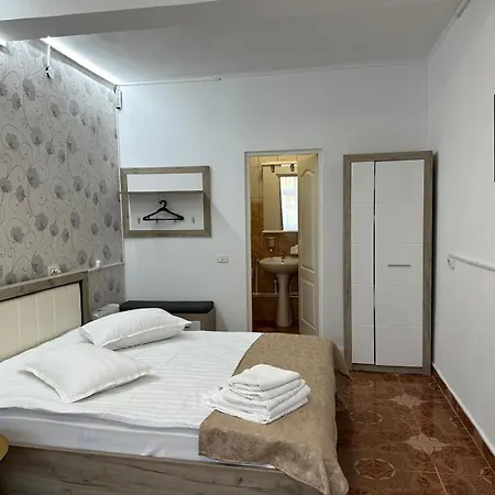 ゲストハウス Dany